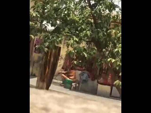 Horny Sexy Indian Aunty Open Shower Filmed