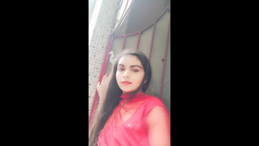 Desi village girl making videos for lover