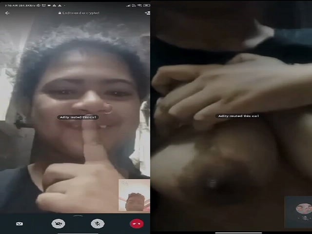 WhatsApp boob show video call of hot Desi girl