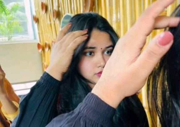 Desi Hot Gf Showing And Making Nude Video For Lover