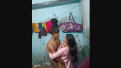 Village Bhabhi Standing Fucking Recorded By Neighbour