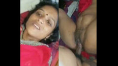 Desi Village Bhabhi Shared Her Feelings After Taking Dick Inside
