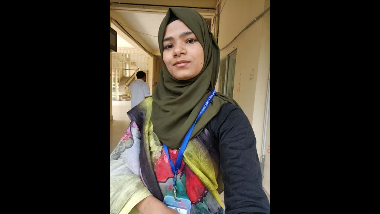 Hijabi GF Pussy Captured By BF Update