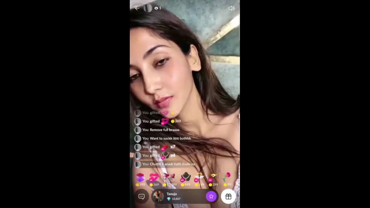 Tanuja Showing Boobs Teasing Tango Live with FACE
