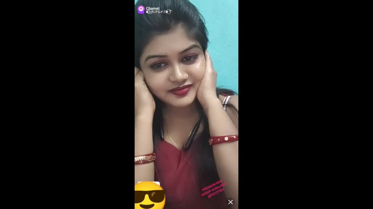Chubby Girl Rupsha Boob Out and Pussy Spread on Chamet Live With Face