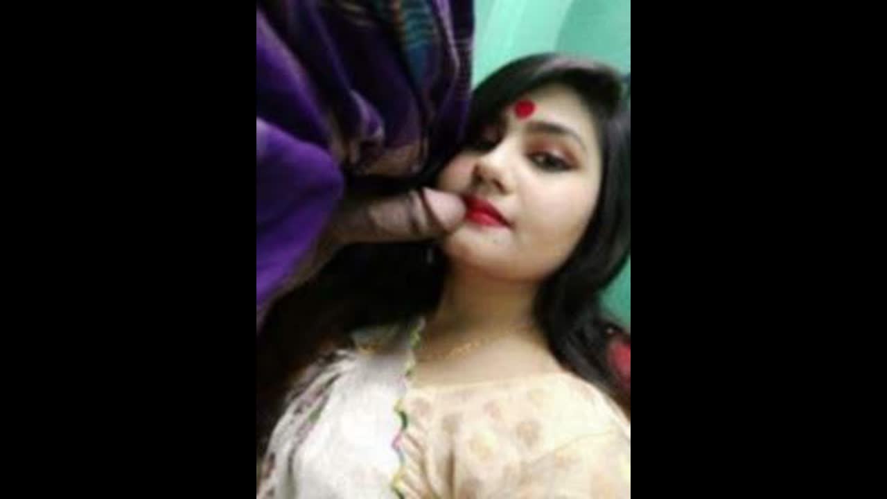 Sexy Village Mal Captured