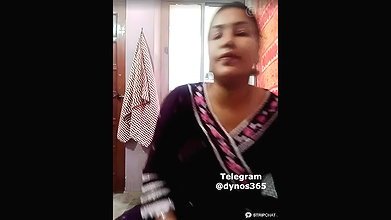 Sanu 07 Private Show with Face Reveal and Pussy Fingering My Desi
