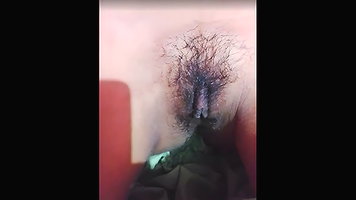 Rina Showing Her Juicy Pussy in Indian Sex MMS